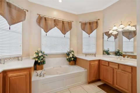 House in Kissimmee, Florida 2 bedrooms, 189.33 sq.m. № 2099310 - photo 18