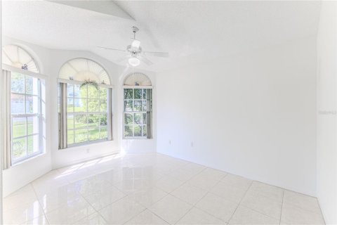House in Spring Hill, Florida 3 bedrooms, 159.61 sq.m. № 1847901 - photo 8