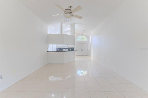 House in Spring Hill, Florida 3 bedrooms, 159.61 sq.m. № 1847901 - photo 24