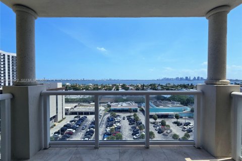 Copropriété à vendre à North Bay Village, Floride: 2 chambres, 91.42 m2 № 2023816 - photo 8