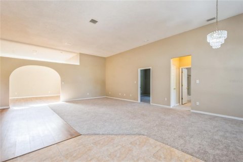 House in Tarpon Springs, Florida 3 bedrooms, 202.06 sq.m. № 1838988 - photo 9