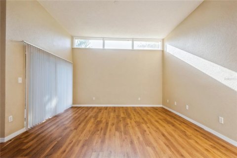 House in Tarpon Springs, Florida 3 bedrooms, 202.06 sq.m. № 1838988 - photo 17
