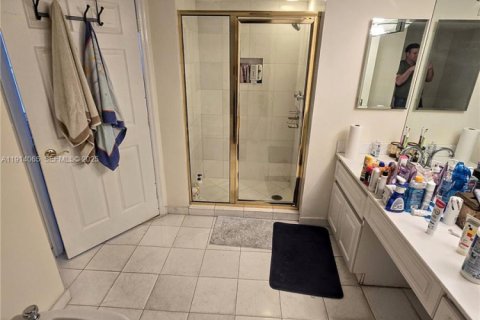 Condominio en alquiler en Miami Beach, Florida, 3 dormitorios, 157 m2 № 2076860 - foto 17