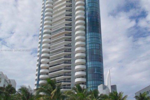 Condominio en alquiler en Miami Beach, Florida, 3 dormitorios, 157 m2 № 2076860 - foto 3