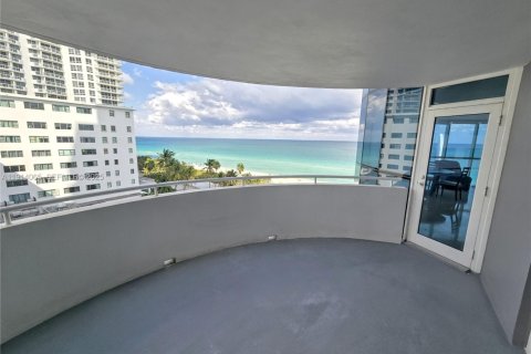 Condominio en alquiler en Miami Beach, Florida, 3 dormitorios, 157 m2 № 2076860 - foto 19