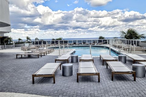 Condominio en alquiler en Miami Beach, Florida, 3 dormitorios, 157 m2 № 2076860 - foto 26