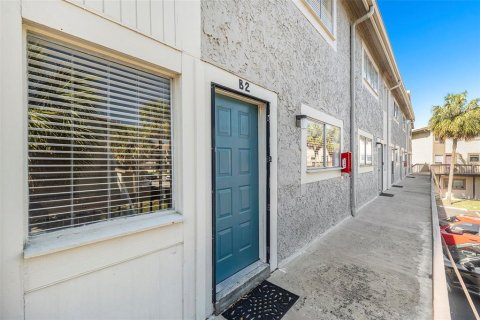 Condo in Tampa, Florida, 2 bedrooms  № 1579078 - photo 3