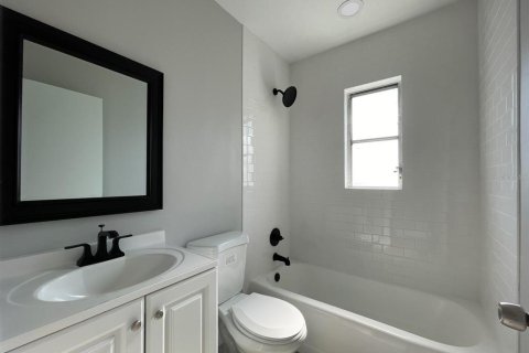 Apartment in Tampa, Florida 2 bedrooms, 70.14 sq.m. № 2380301 - photo 10