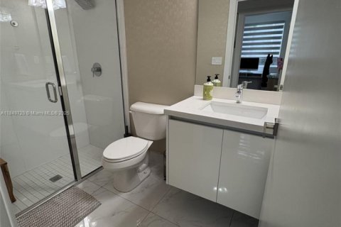 Townhouse in Doral, Florida 4 bedrooms, 176.05 sq.m. № 1859214 - photo 19