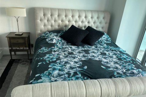 Condo in Miami, Florida, 1 bedroom № 2255466 - photo 13