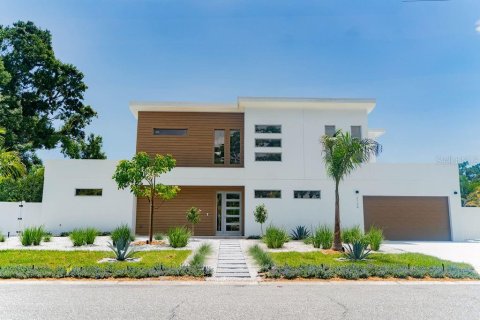 House in Sarasota, Florida 6 bedrooms, 332.03 sq.m. № 1793994 - photo 1