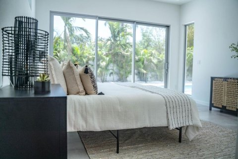 House in Sarasota, Florida 6 bedrooms, 332.03 sq.m. № 1793994 - photo 28
