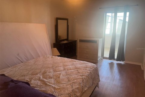 Condominio en alquiler en Saint Petersburg, Florida, 2 dormitorios, 105.44 m2 № 2223116 - foto 15