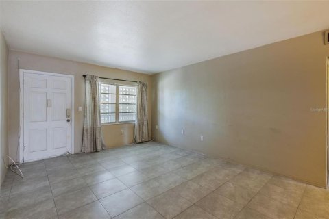 Condominio en alquiler en Saint Petersburg, Florida, 2 dormitorios, 105.44 m2 № 2223116 - foto 9