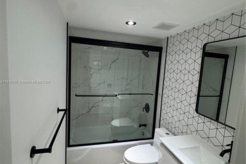 Copropriété à louer à Hollywood, Floride: 1 chambre, 83.43 m2 № 1971798 - photo 16