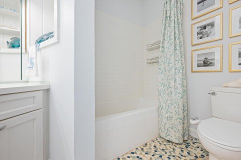 House in Jupiter, Florida 4 bedrooms, 296.17 sq.m. № 2082088 - photo 30