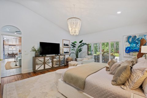 House in Jupiter, Florida 4 bedrooms, 296.17 sq.m. № 2082088 - photo 20