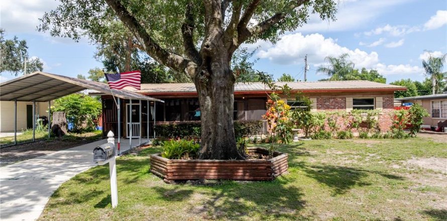 Casa en Brandon, Florida 3 dormitorios, 162.67 m2 № 1899042