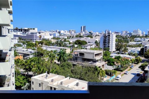 Condo in Miami Beach, Florida, 1 bedroom  № 1974799 - photo 3
