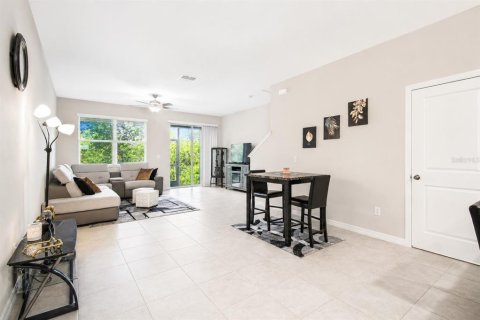 Touwnhouse à vendre à Ruskin, Floride: 3 chambres, 166.85 m2 № 2091582 - photo 3