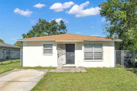 House in Tampa, Florida 3 bedrooms, 111.48 sq.m. № 1849516 - photo 1