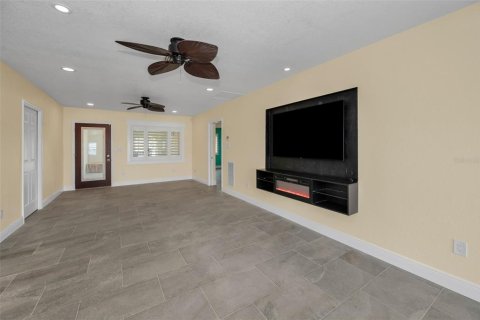 Villa ou maison à vendre à Madeira Beach, Floride: 4 chambres, 172.52 m2 № 1917985 - photo 22