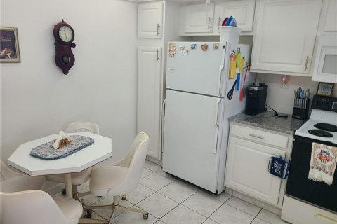 Condominio en venta en Largo, Florida, 2 dormitorios, 88.72 m2 № 1535072 - foto 15