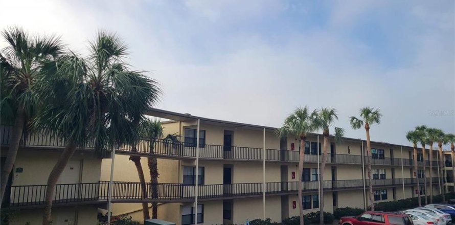 Condominio en Largo, Florida, 2 dormitorios № 1535072