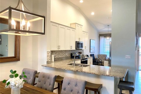 Condo in Bradenton, Florida, 2 bedrooms  № 2205724 - photo 5