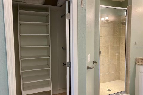 Condo in Bradenton, Florida, 2 bedrooms  № 2205724 - photo 17