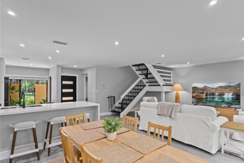 Touwnhouse à vendre à Doral, Floride: 3 chambres, 159.05 m2 № 2254105 - photo 8