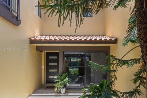 Touwnhouse à vendre à Doral, Floride: 3 chambres, 159.05 m2 № 2254105 - photo 4