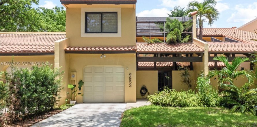 Touwnhouse à Doral, Floride 3 chambres, 159.05 m2 № 2254105