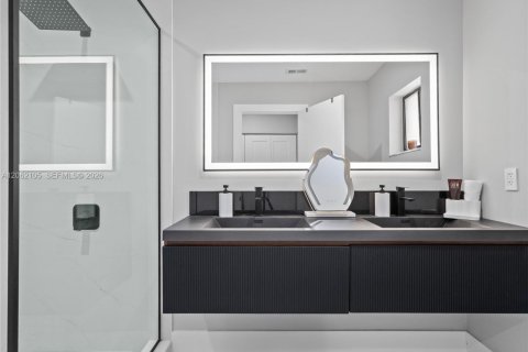 Touwnhouse à vendre à Doral, Floride: 3 chambres, 159.05 m2 № 2254105 - photo 19