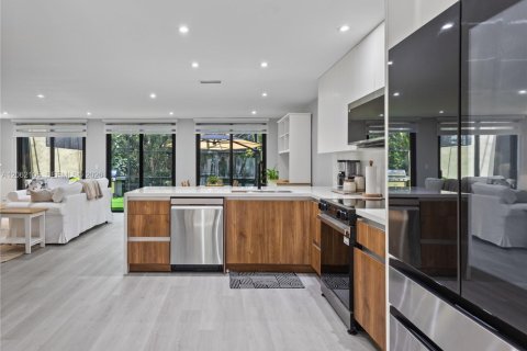 Touwnhouse à vendre à Doral, Floride: 3 chambres, 159.05 m2 № 2254105 - photo 10