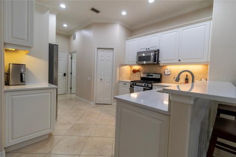 House in Bradenton, Florida 4 bedrooms, 213.4 sq.m. № 2258599 - photo 19