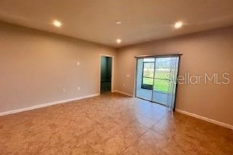 Villa ou maison à louer à Port Charlotte, Floride: 3 chambres, 140.75 m2 № 1724832 - photo 8