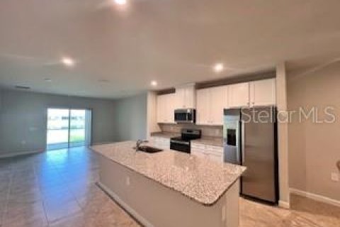 Villa ou maison à louer à Port Charlotte, Floride: 3 chambres, 140.75 m2 № 1724832 - photo 4