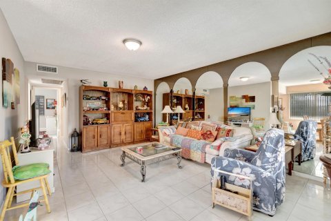 Copropriété à vendre à Deerfield Beach, Floride: 2 chambres, 76.18 m2 № 2190806 - photo 9