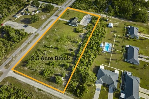 Commercial property in Indian lake estates, Florida 1 bedroom, 180.23 sq.m. № 2096948 - photo 5
