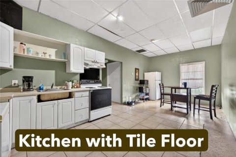 Commercial property in Indian lake estates, Florida 1 bedroom, 180.23 sq.m. № 2096948 - photo 9