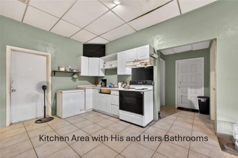 Commercial property in Indian lake estates, Florida 1 bedroom, 180.23 sq.m. № 2096948 - photo 8