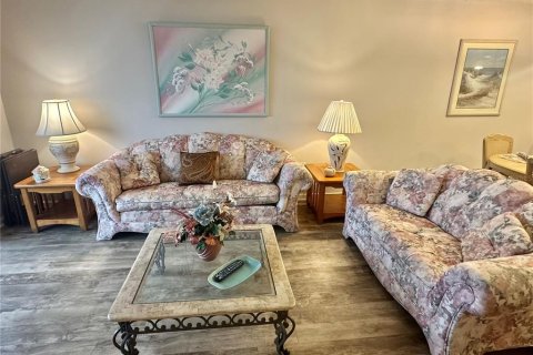 Купить кондоминиум в Гудзон, Флорида 6 комнат, 114.83м2, № 2096705 - фото 9