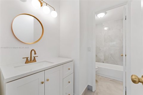 Townhouse in Tamarac, Florida 3 bedrooms, 115.66 sq.m. № 1970883 - photo 17