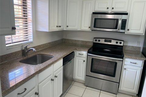 Condo in Boca Raton, Florida, 2 bedrooms  № 2381462 - photo 20