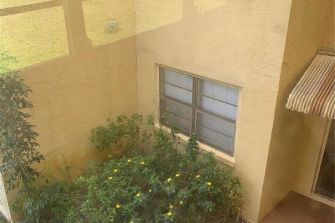 Condo in Boca Raton, Florida, 2 bedrooms  № 2381462 - photo 21