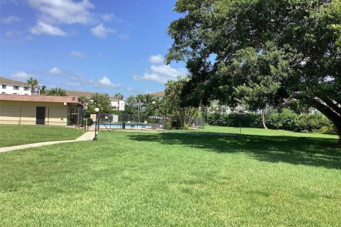 Condo in Boca Raton, Florida, 2 bedrooms  № 2381462 - photo 23