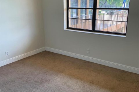 Condo in Boca Raton, Florida, 2 bedrooms  № 2381462 - photo 12