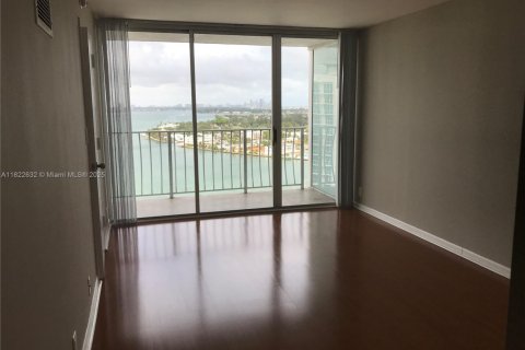 Condominio en venta en North Bay Village, Florida, 2 dormitorios, 95.69 m2 № 1786551 - foto 8