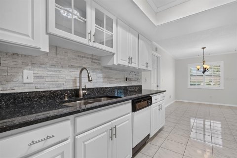 Copropriété à vendre à Sun City Center, Floride: 2 chambres, 169.92 m2 № 2396608 - photo 16